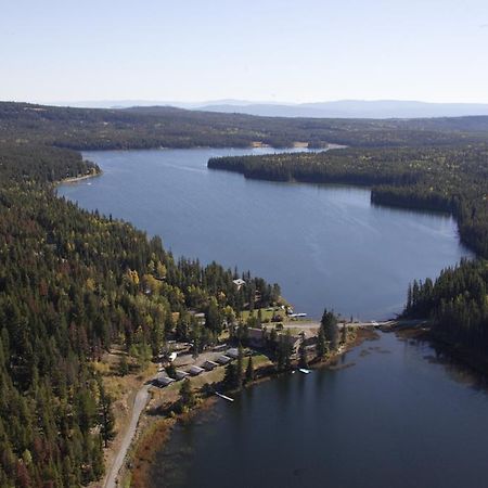 Lac Le Jeune Resort & Nature Centre カムループス エクステリア 写真