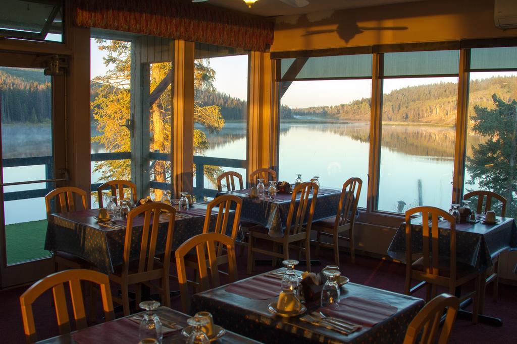 Lac Le Jeune Resort & Nature Centre カムループス エクステリア 写真