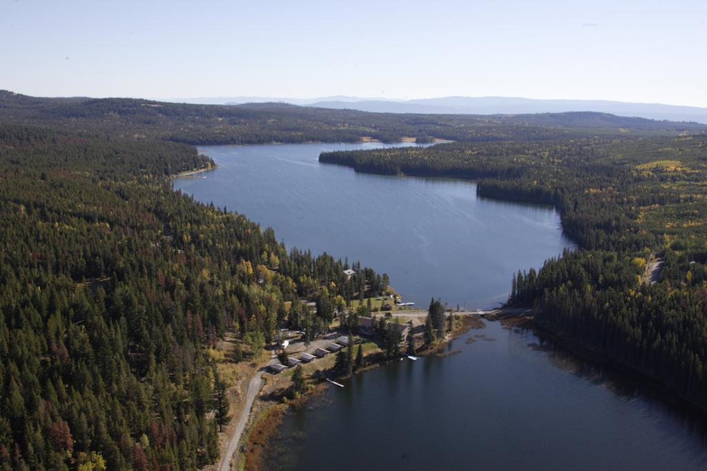 Lac Le Jeune Resort & Nature Centre カムループス エクステリア 写真